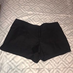 🌸 4x20 🌸 SPIEGEL LITTLE BLACK STRETCH SHORTS 31